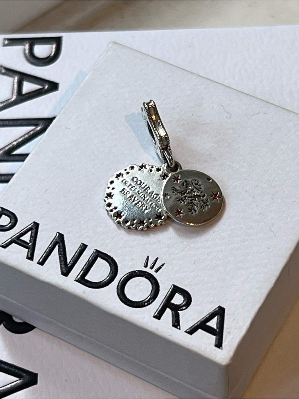 Pandora Harry Potter Gryffindor Charm